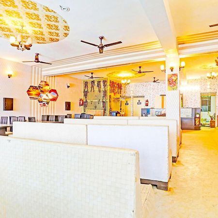 Hotel Spot On Meal Tree à Ghaziabad Extérieur photo
